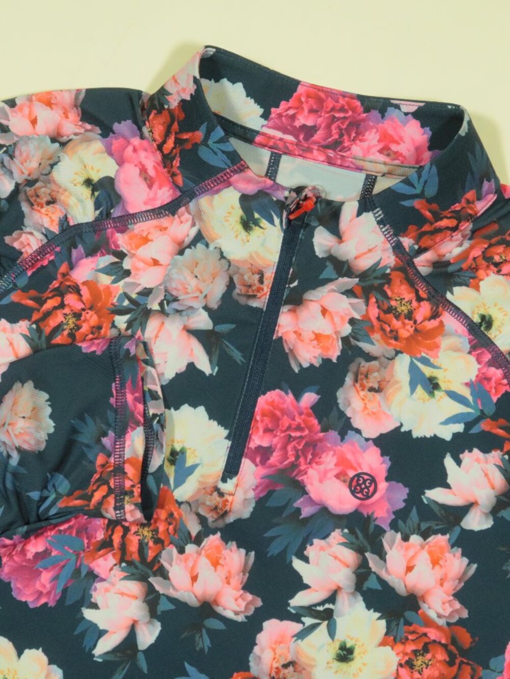 G/FORE Golf Floral Stretch Tech Jersey Top Womens XL Pink Blue Rose 1/4 Zip